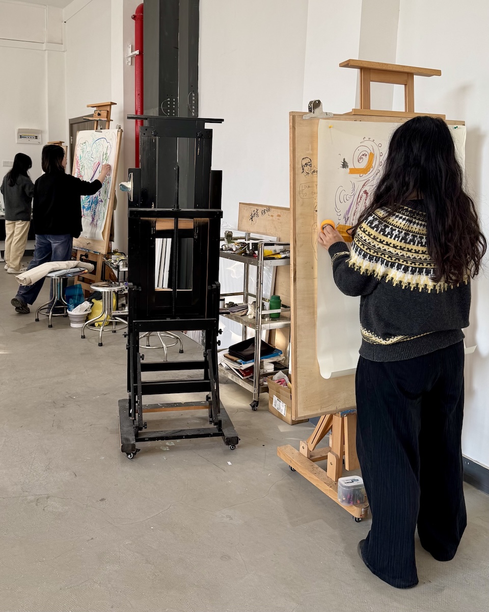 DISEGNO by Veronika WengerInternational Studio Course of Experimental Painting Department Hubei Institute of Fine Arts, Wuhan